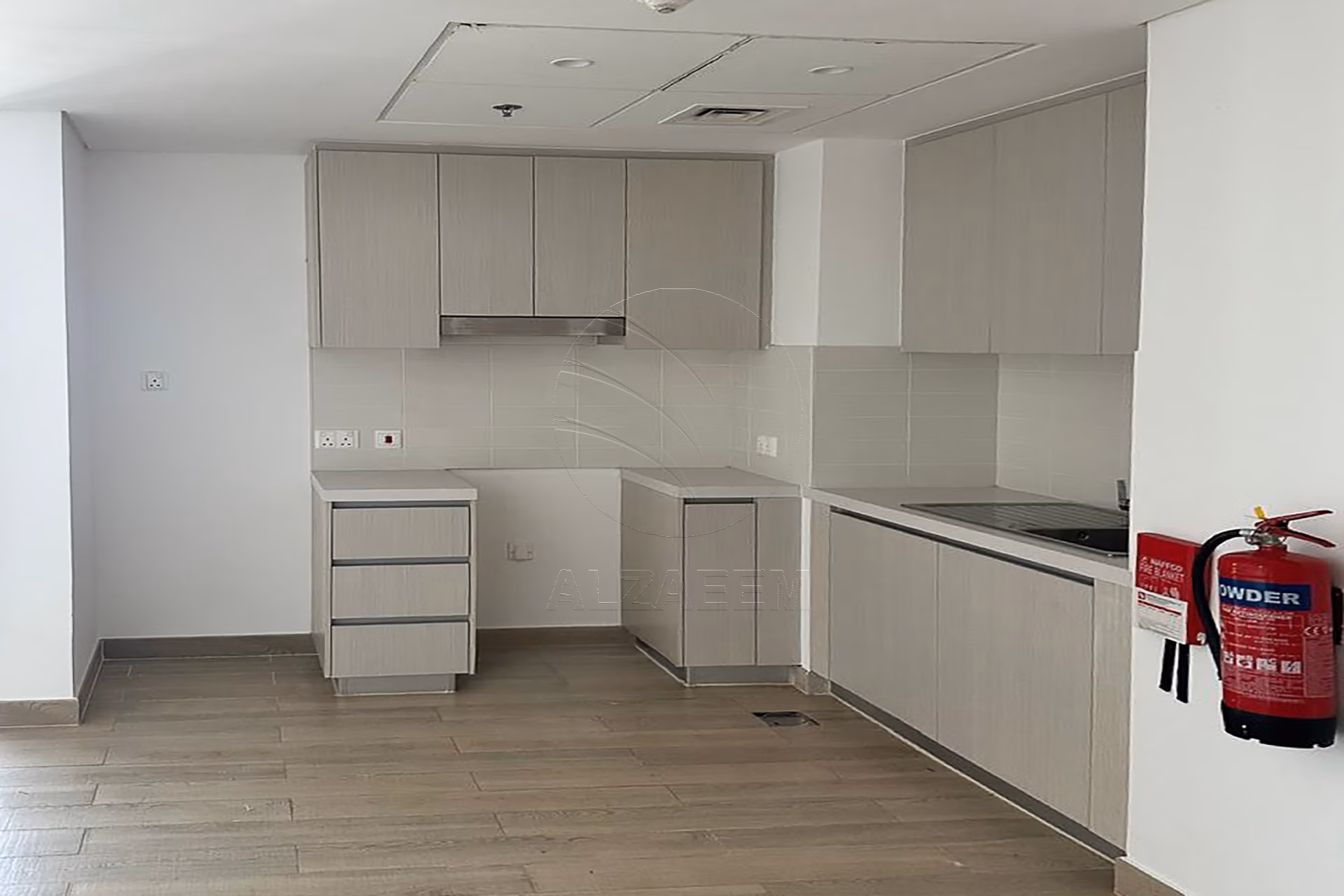 √ VACANT! High Level + Corner Unit | 3 Payments √