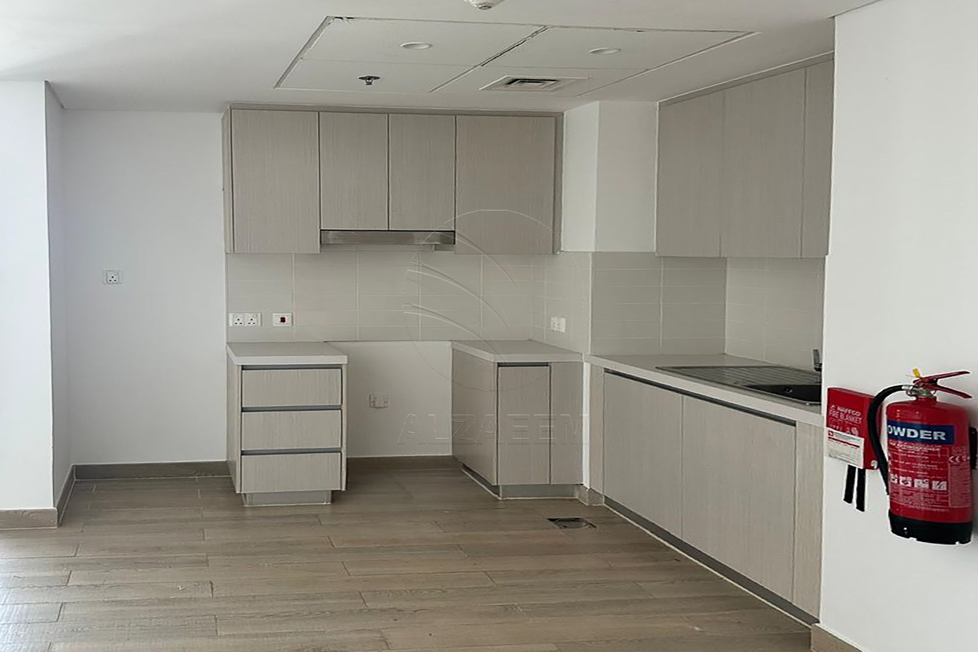 √ VACANT! High Level + Corner Unit | 3 Payments √