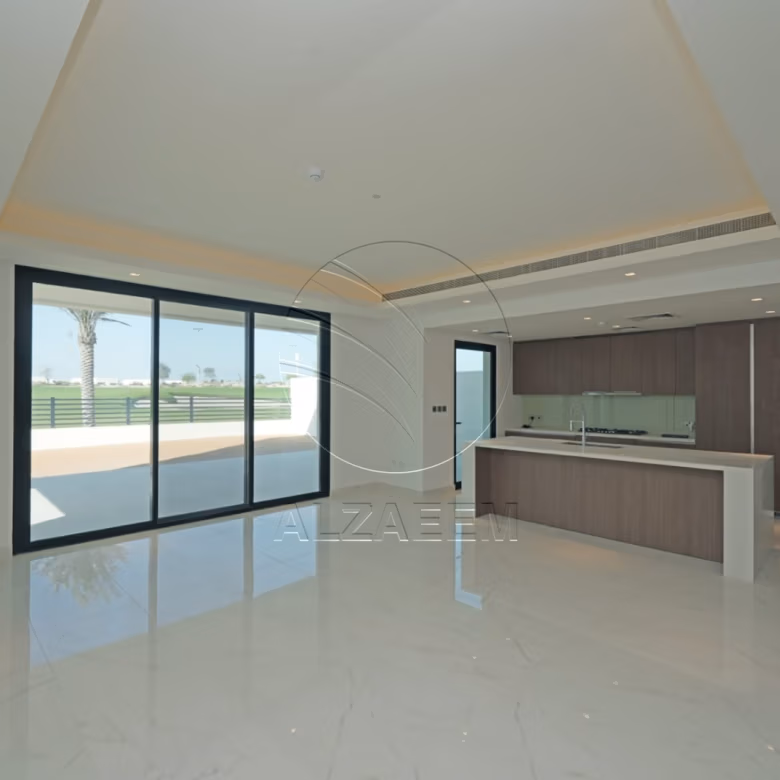 Full Golf Course 4F | Single Row | Move-in Ready