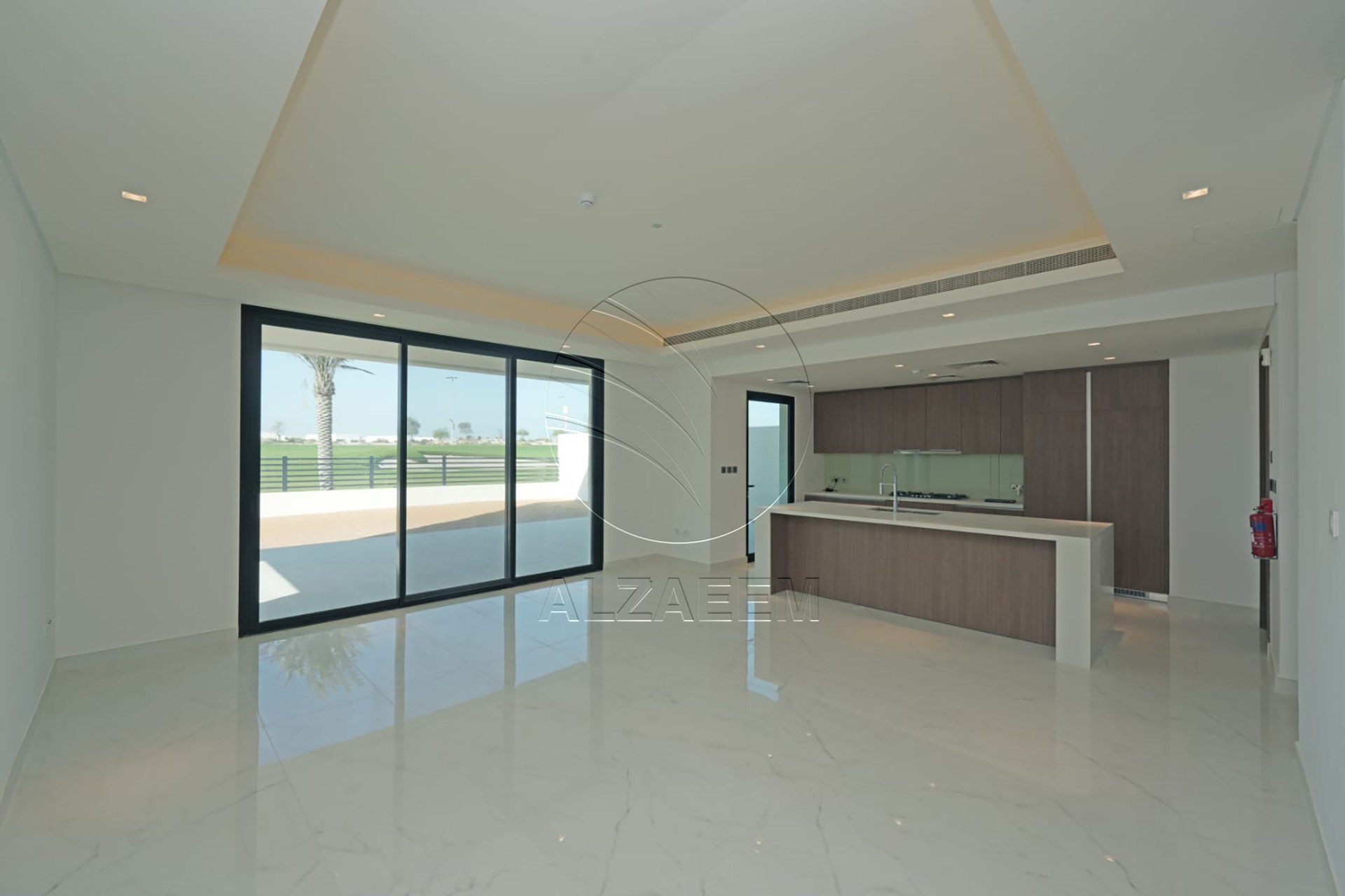 Full Golf Course 4F | Single Row | Move-in Ready