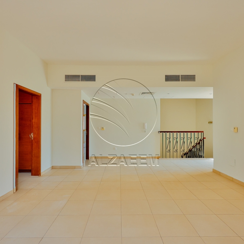 Vacant | Private Pool | For Investment or End Use