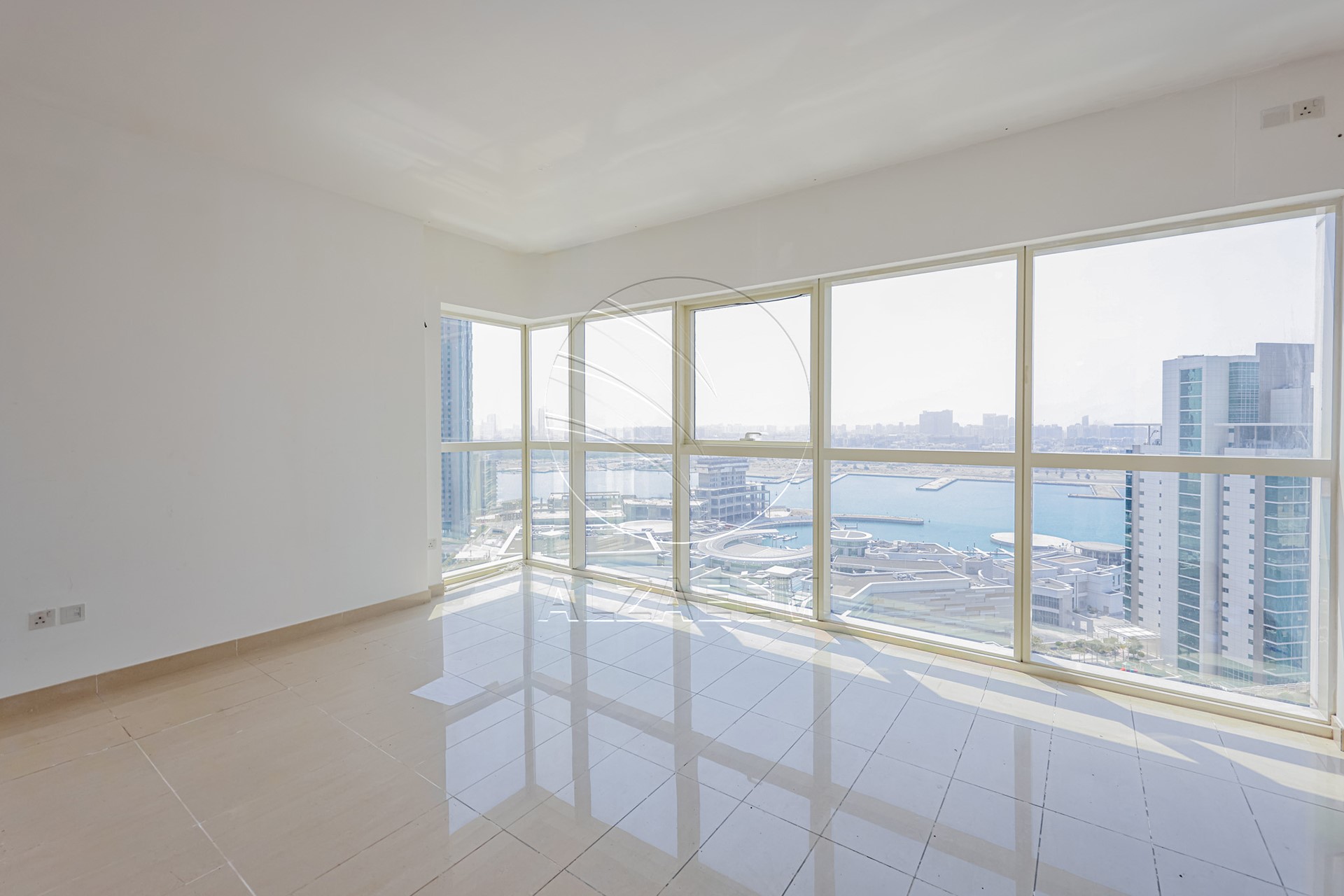 Move-in Ready | Higher Level | Sea and Urban Views