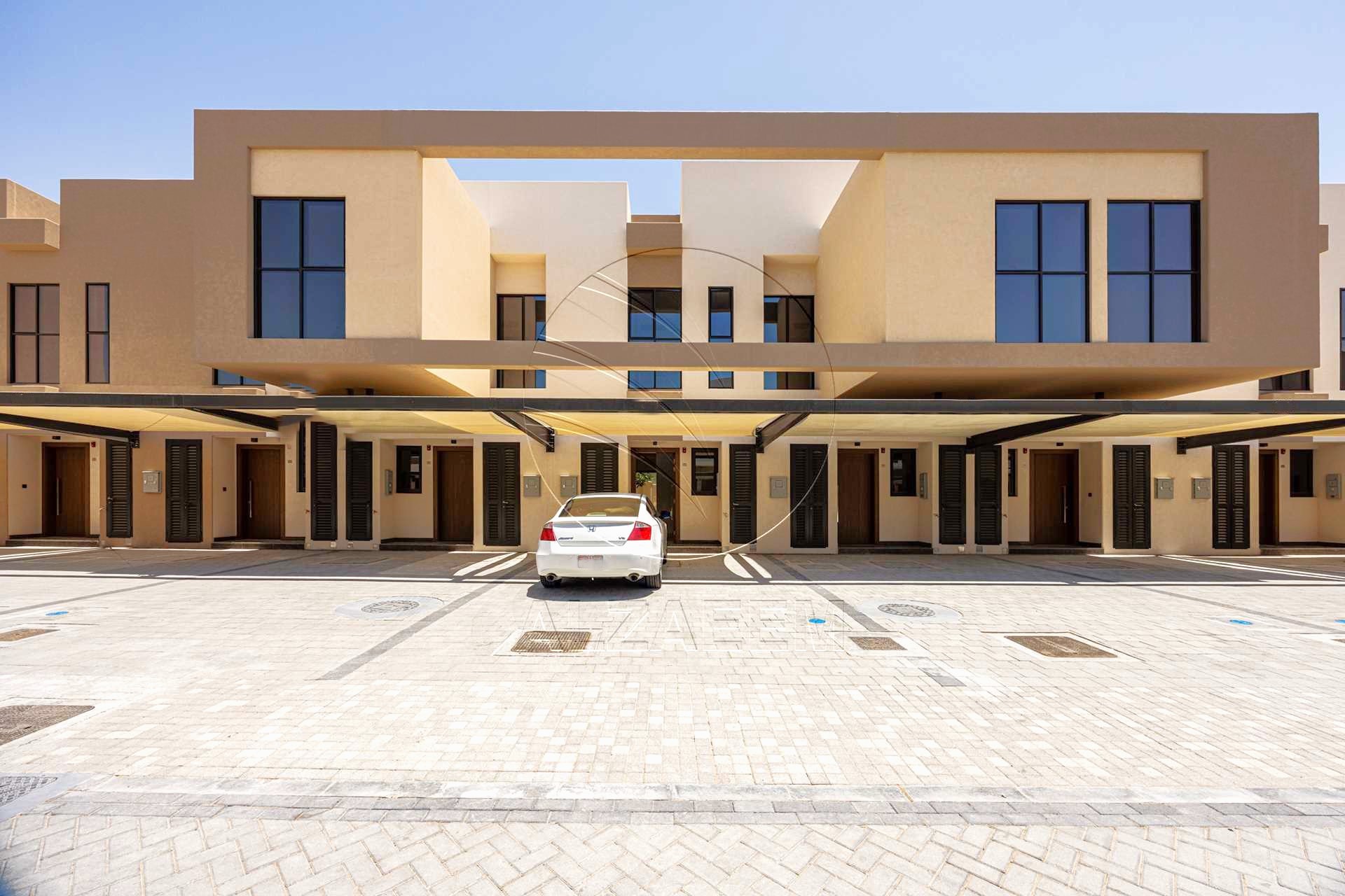 √EXCLUSIVE! Spacious 2BR+Maid | Single Row Mid√