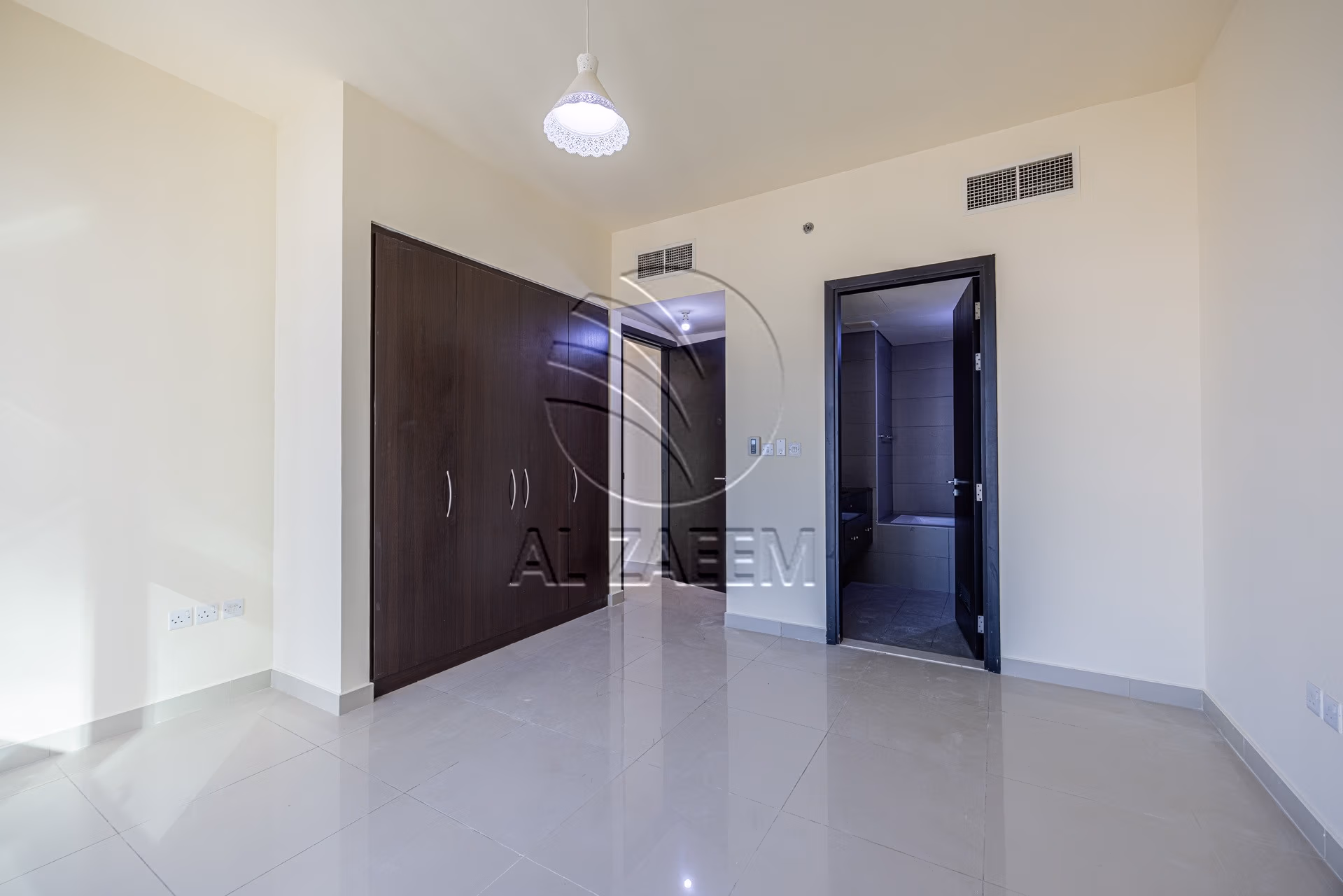 √Fully furnished | High Floor | VACANT√