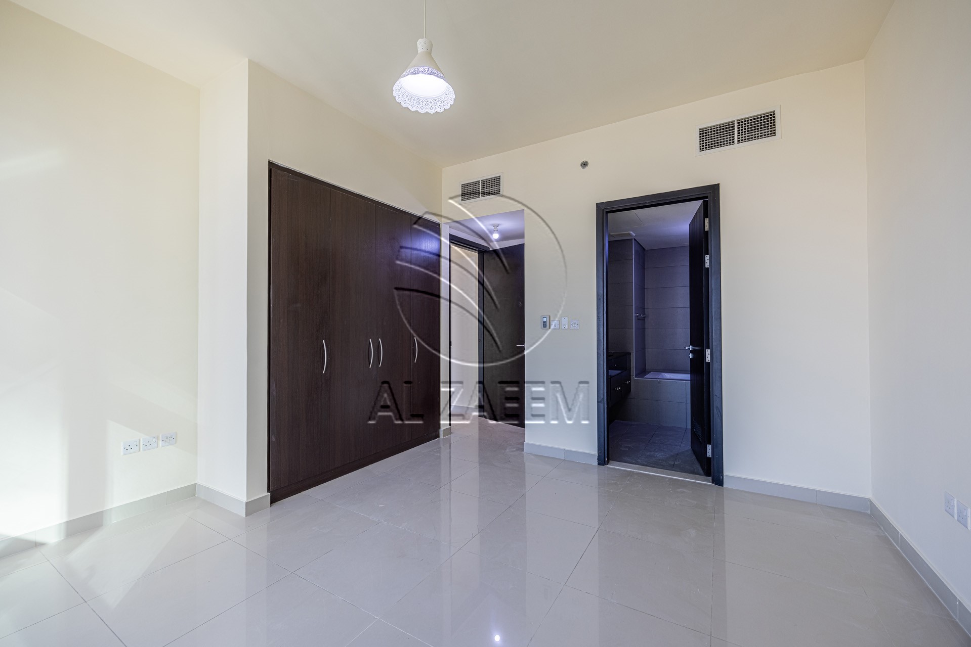√Fully furnished | High Floor | VACANT√