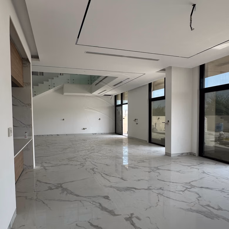 √ Single Row | Biggest Plot | 5BR+Lift+Pool √
