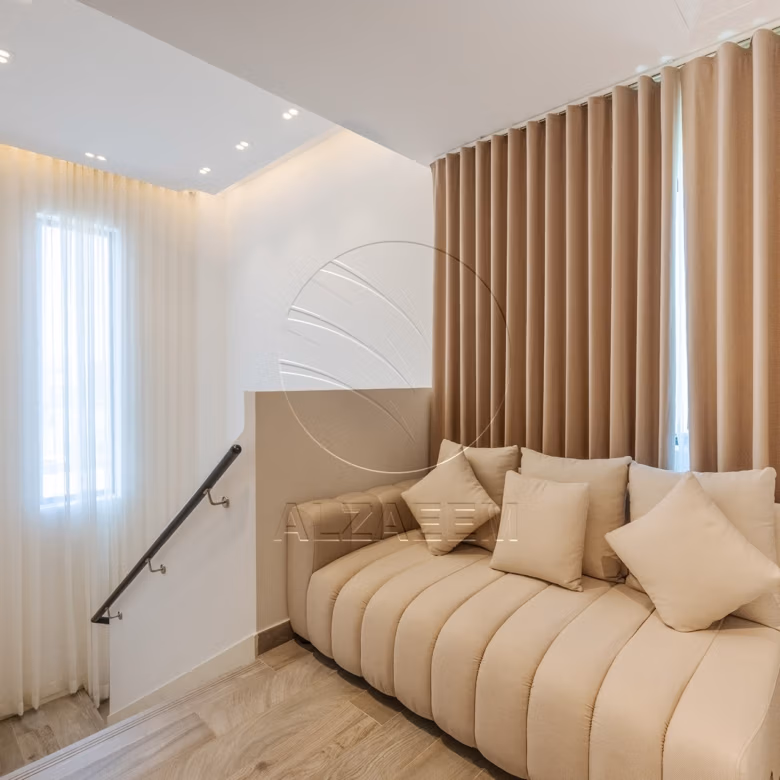 √1st Tenant | Furnished + Upgraded | Private Pool√