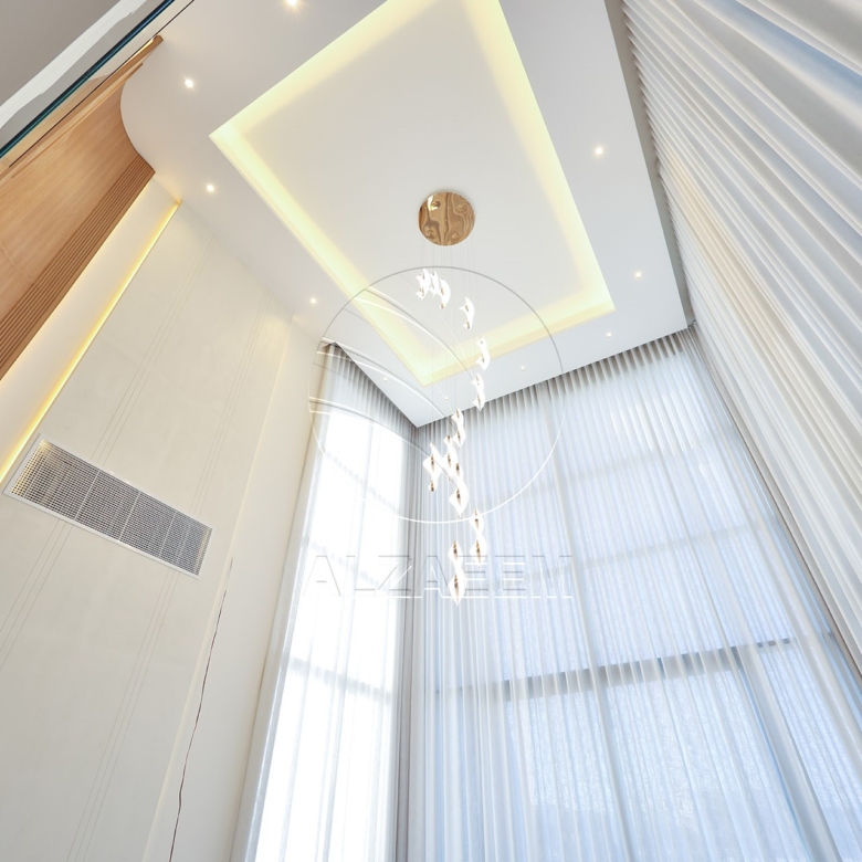 √ Single Row End | High Ceiling | Luxury Living √