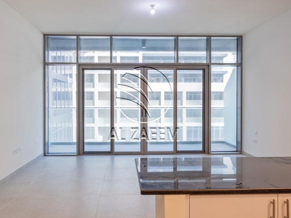 HOT DEAL! Community View | Vacant | Big Layout