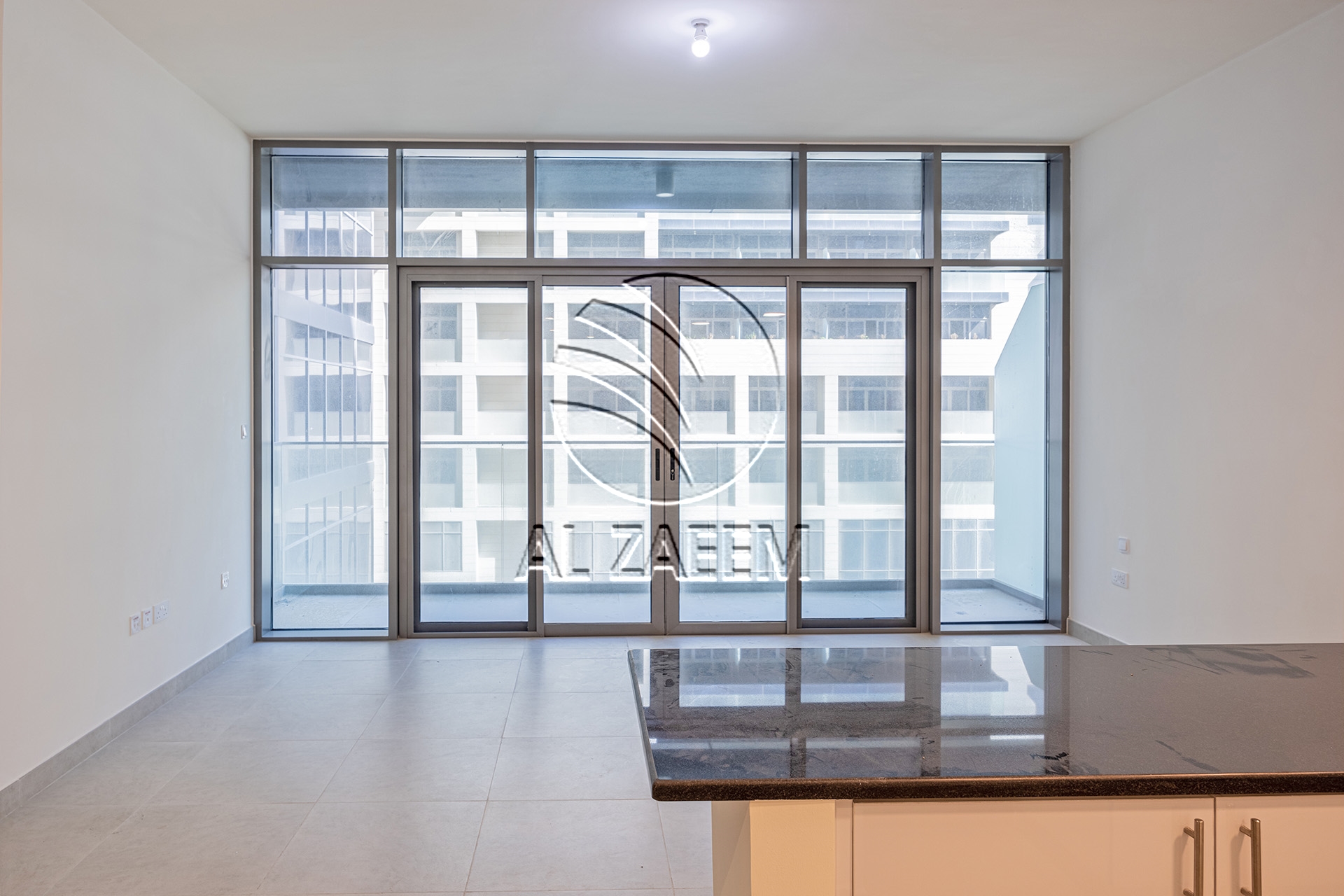 HOT DEAL! Community View | Vacant | Big Layout