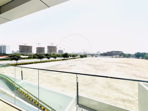 HOT DEAL | Partial Sea and Golf | Move-in Ready