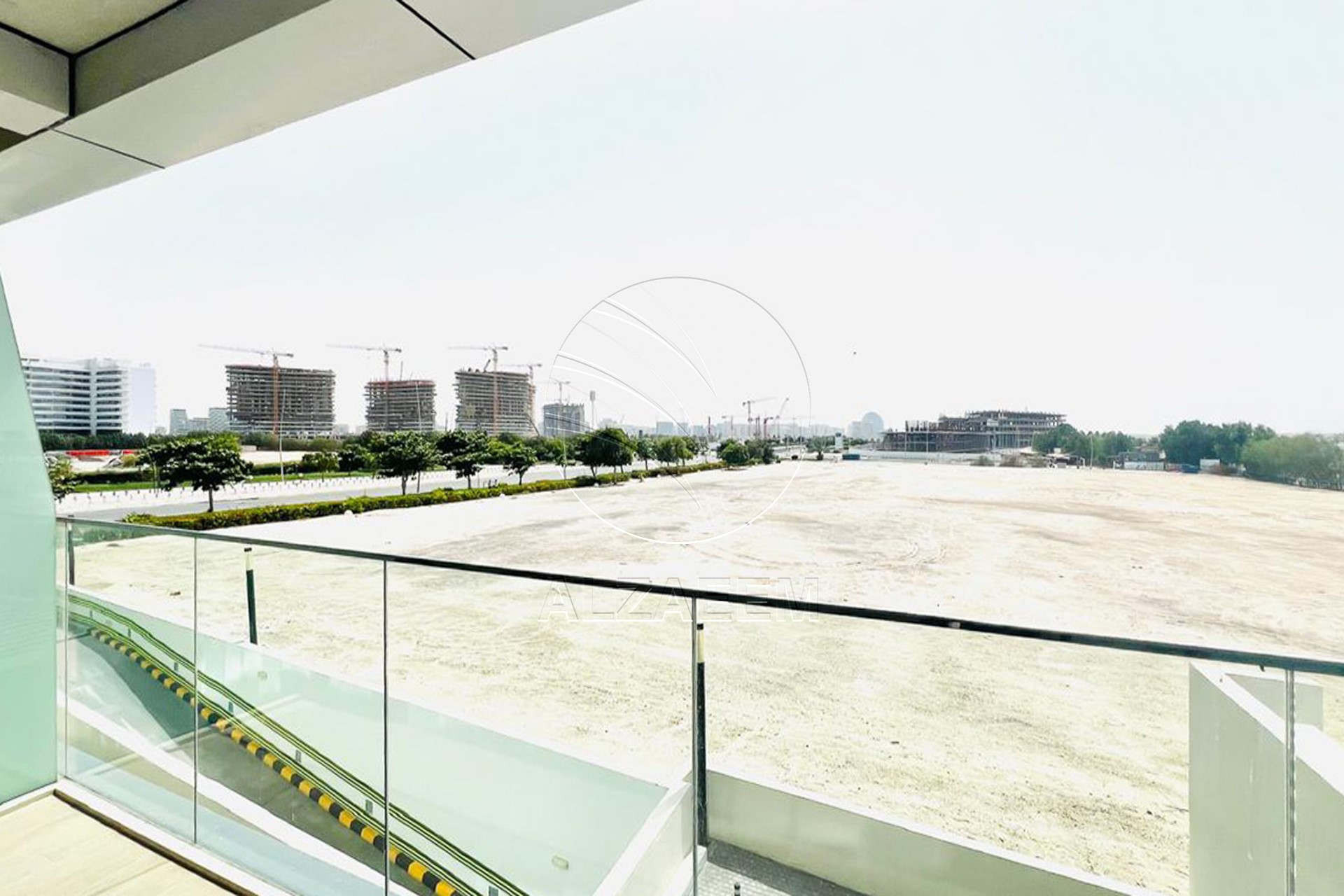 HOT DEAL | Partial Sea and Golf | Move-in Ready