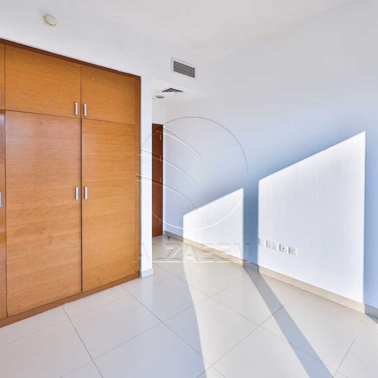 Exclusive! 2BR+Maid | Community View