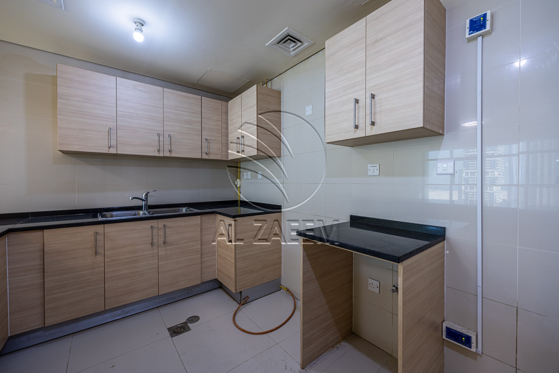 √Fully furnished | High Floor | VACANT√