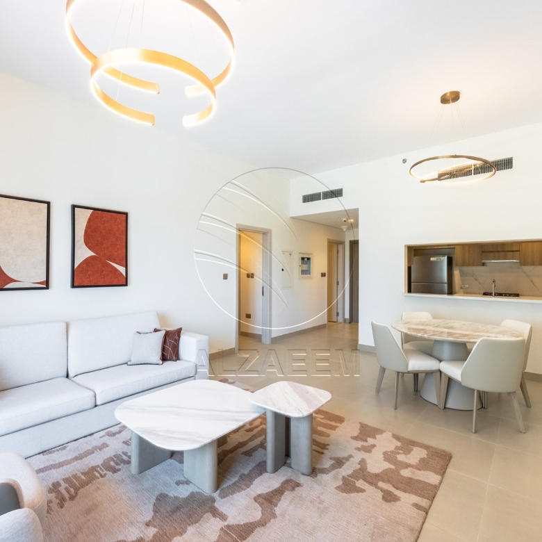 √ TOP FLOOR | Stunning Golf View | 2 Balconies √