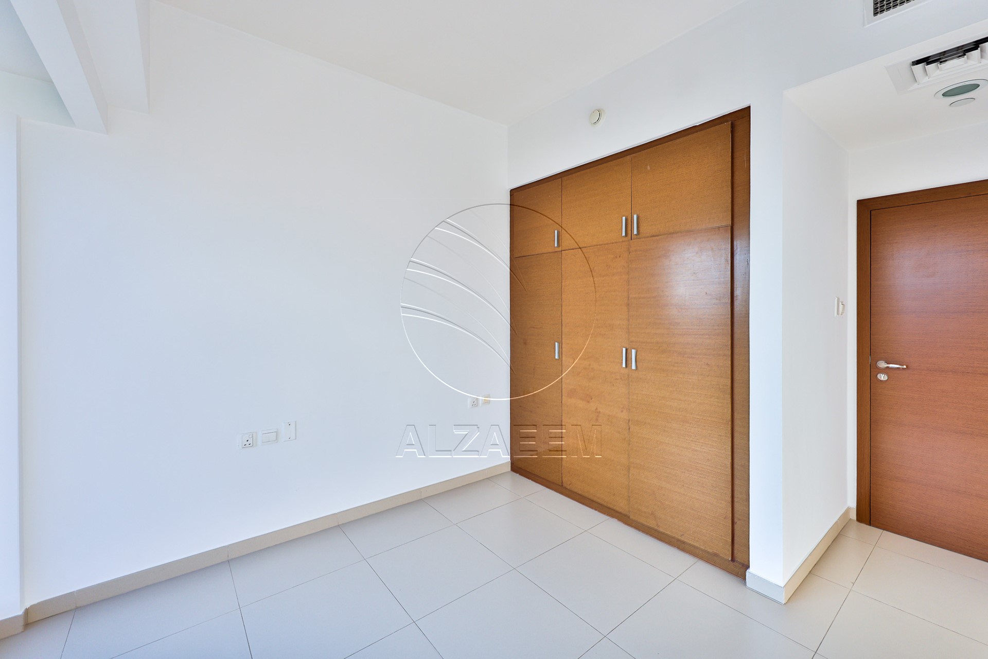 √ Exclusive! 2BR+Maid | Community View √