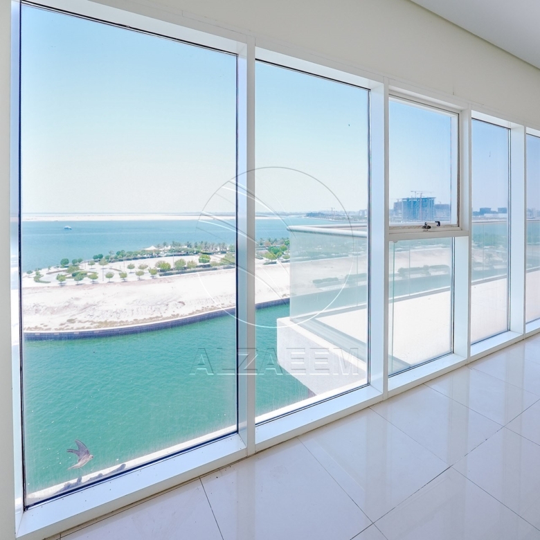 TOP FLOOR | Full Sea View | Move-in Ready