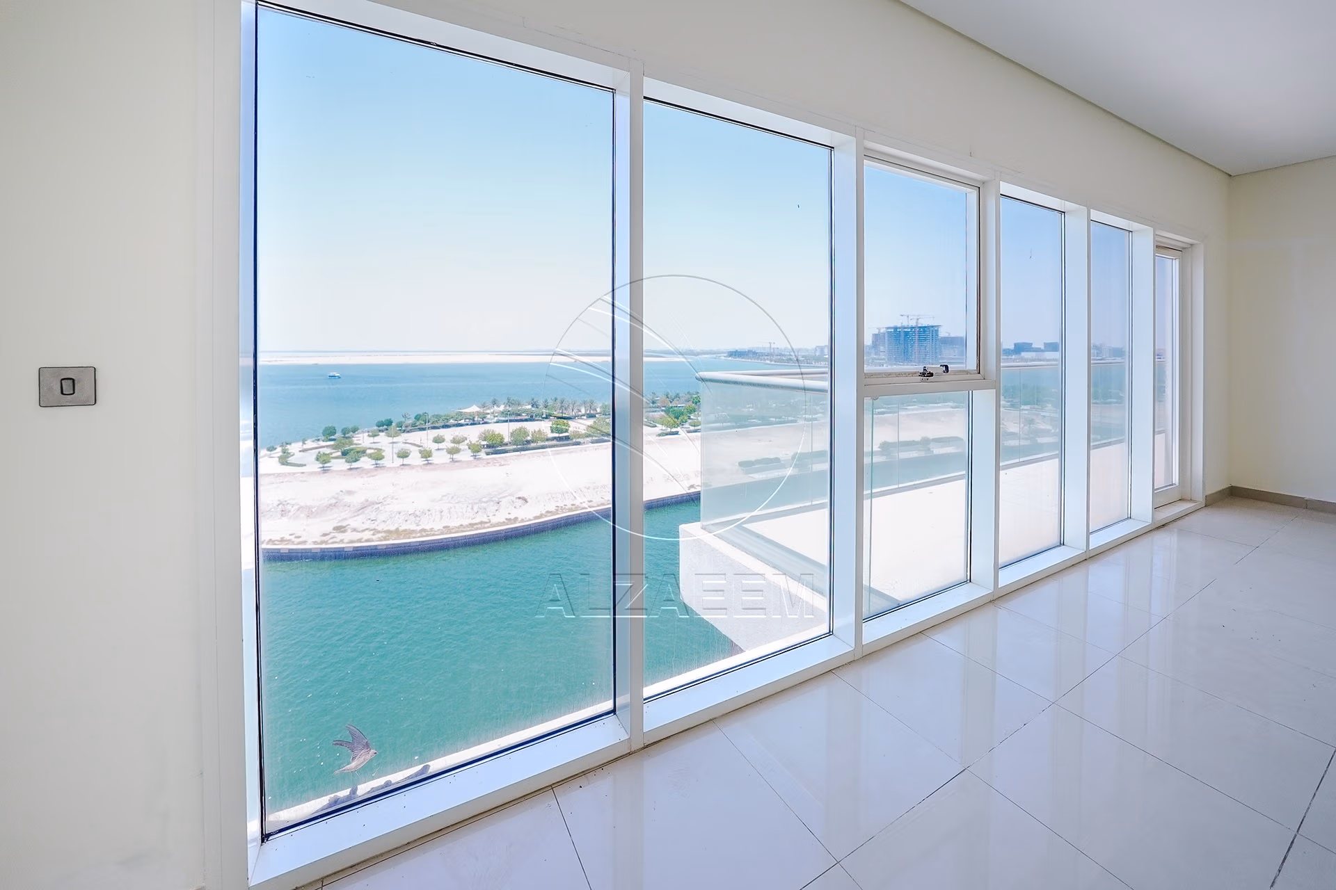TOP FLOOR | Full Sea View | Move-in Ready