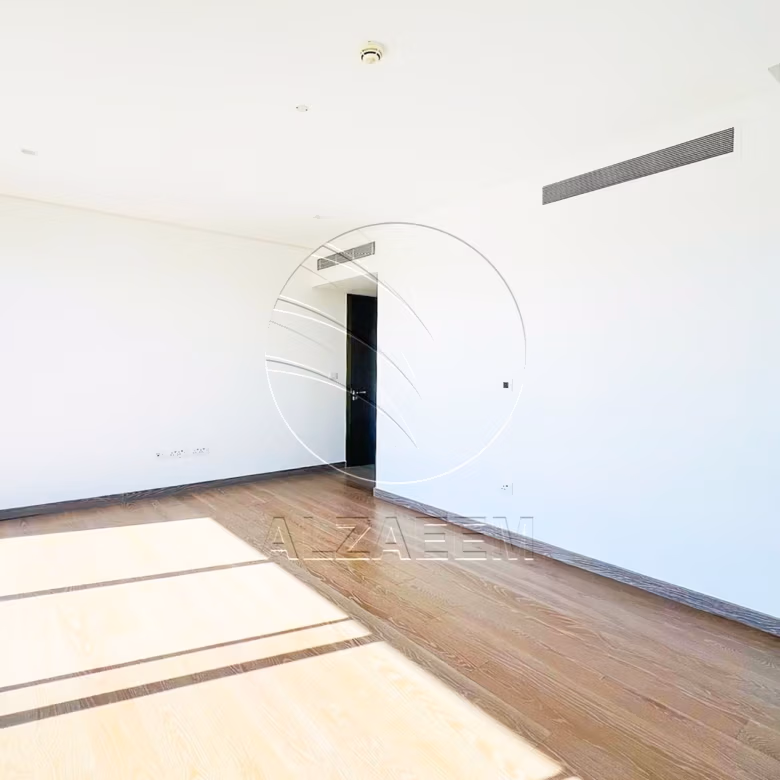 Corner | Single Row | Type 4F | Pool + Golf view