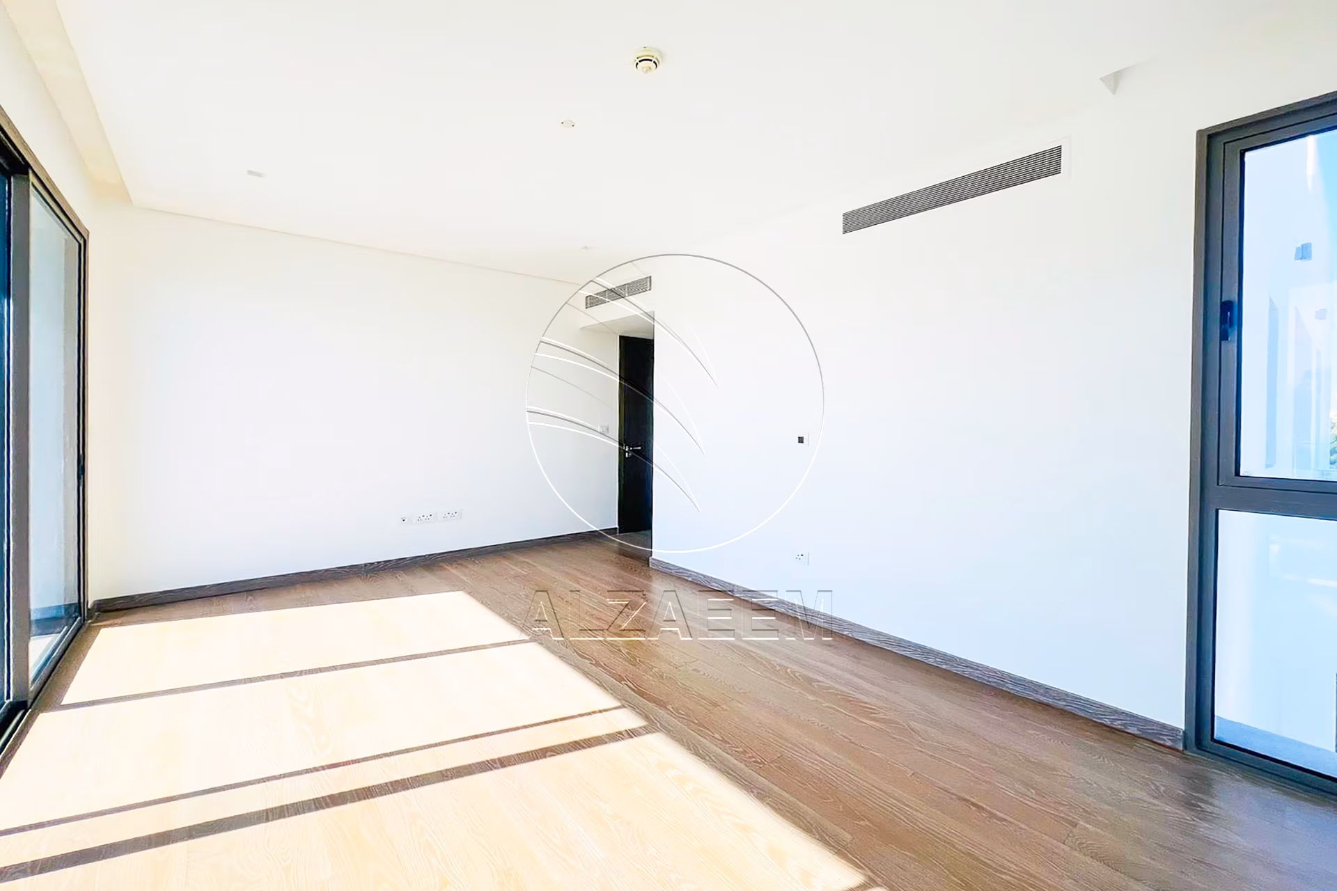 Corner | Single Row | Type 4F | Pool + Golf view