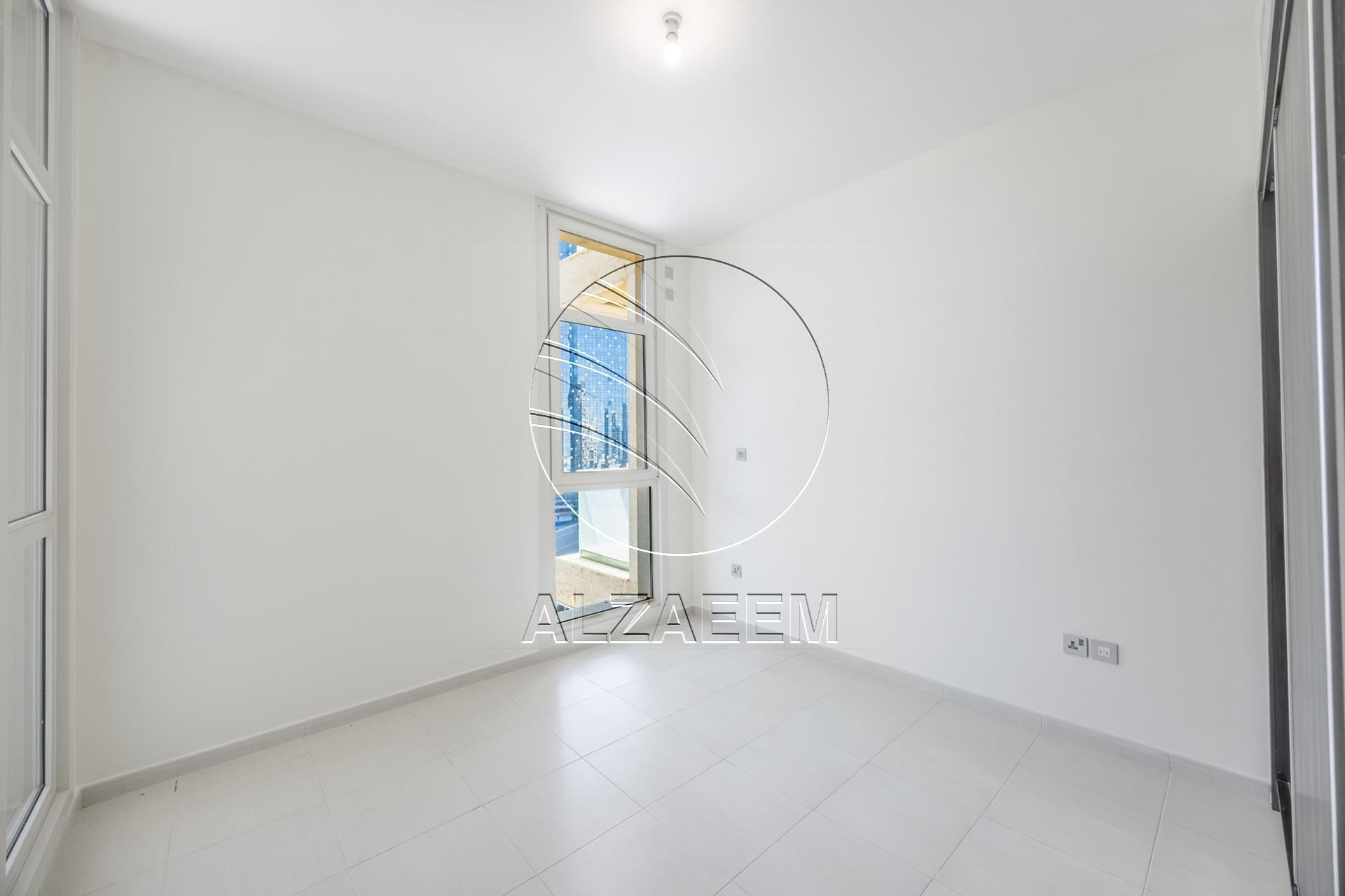Sun and Sky View | Vacant | Brand New Appliances