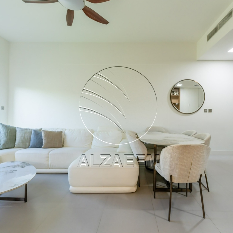 VACANT! Corner | Single Row | Fully Furnished