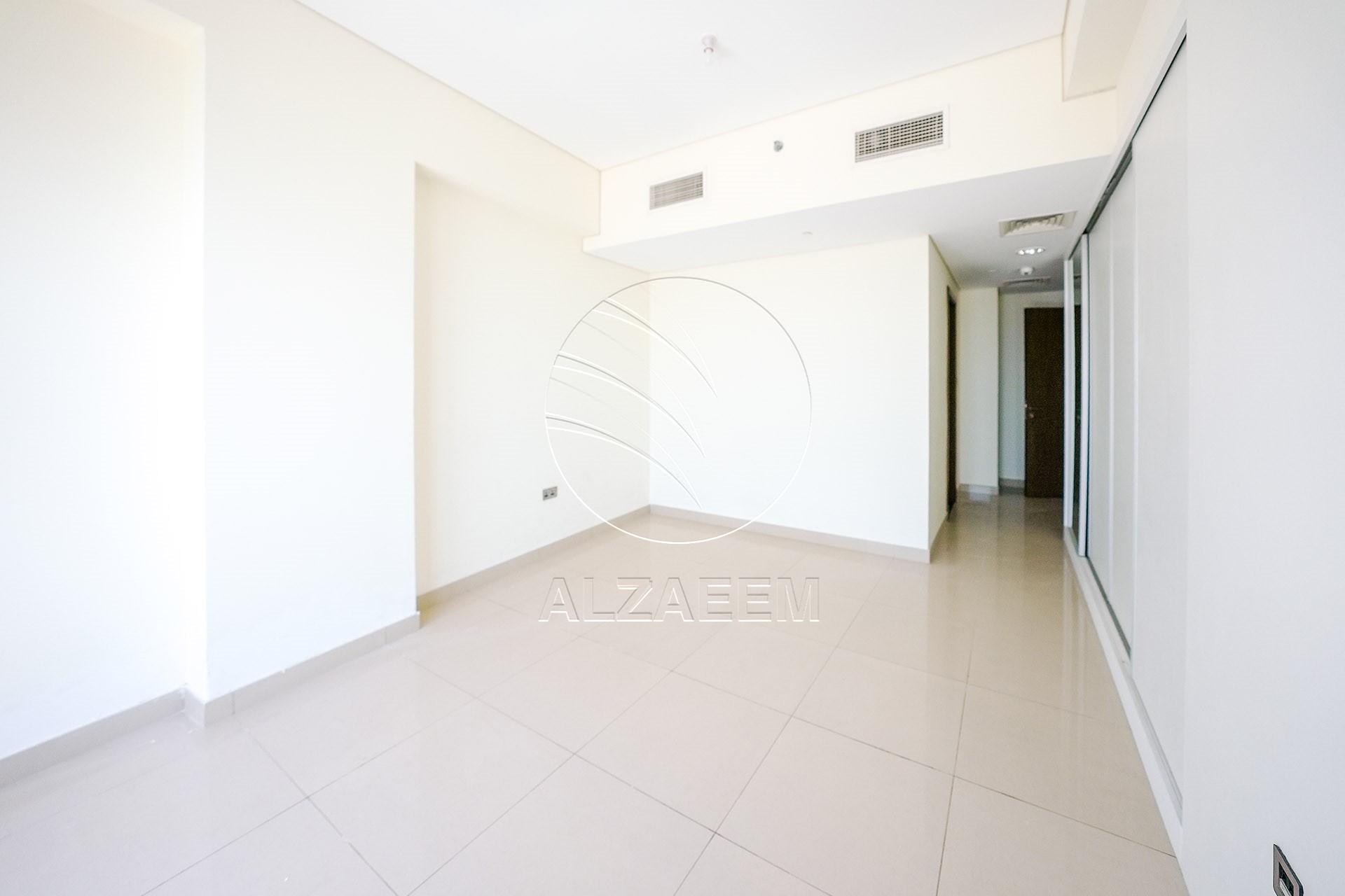 TOP FLOOR | Full Sea View | Move-in Ready