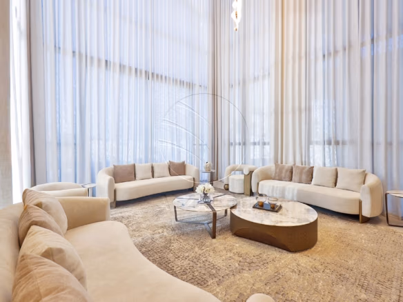 √ Single Row End | High Ceiling | Luxury Living √