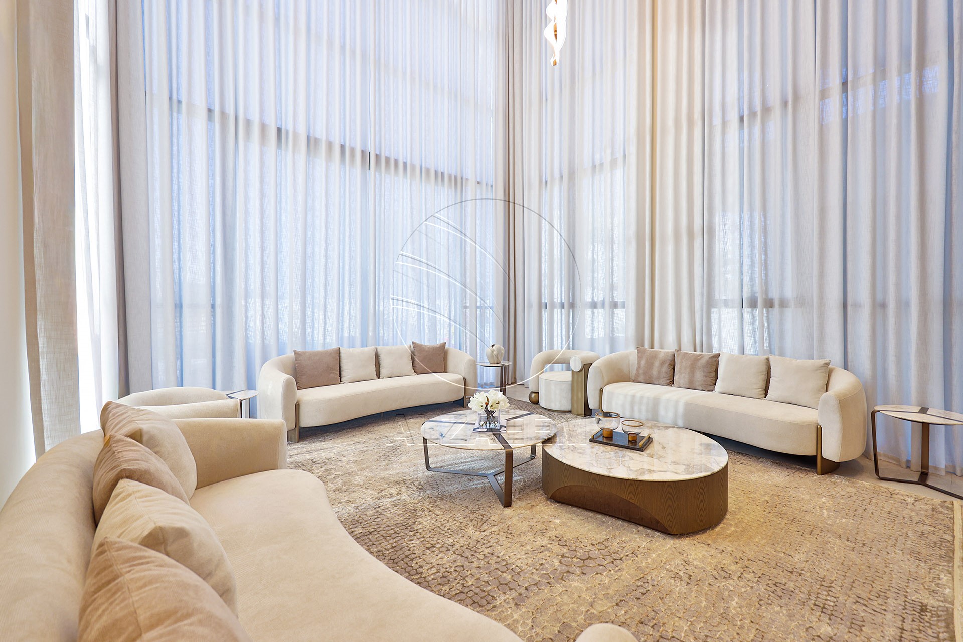 √ Single Row End | High Ceiling | Luxury Living √