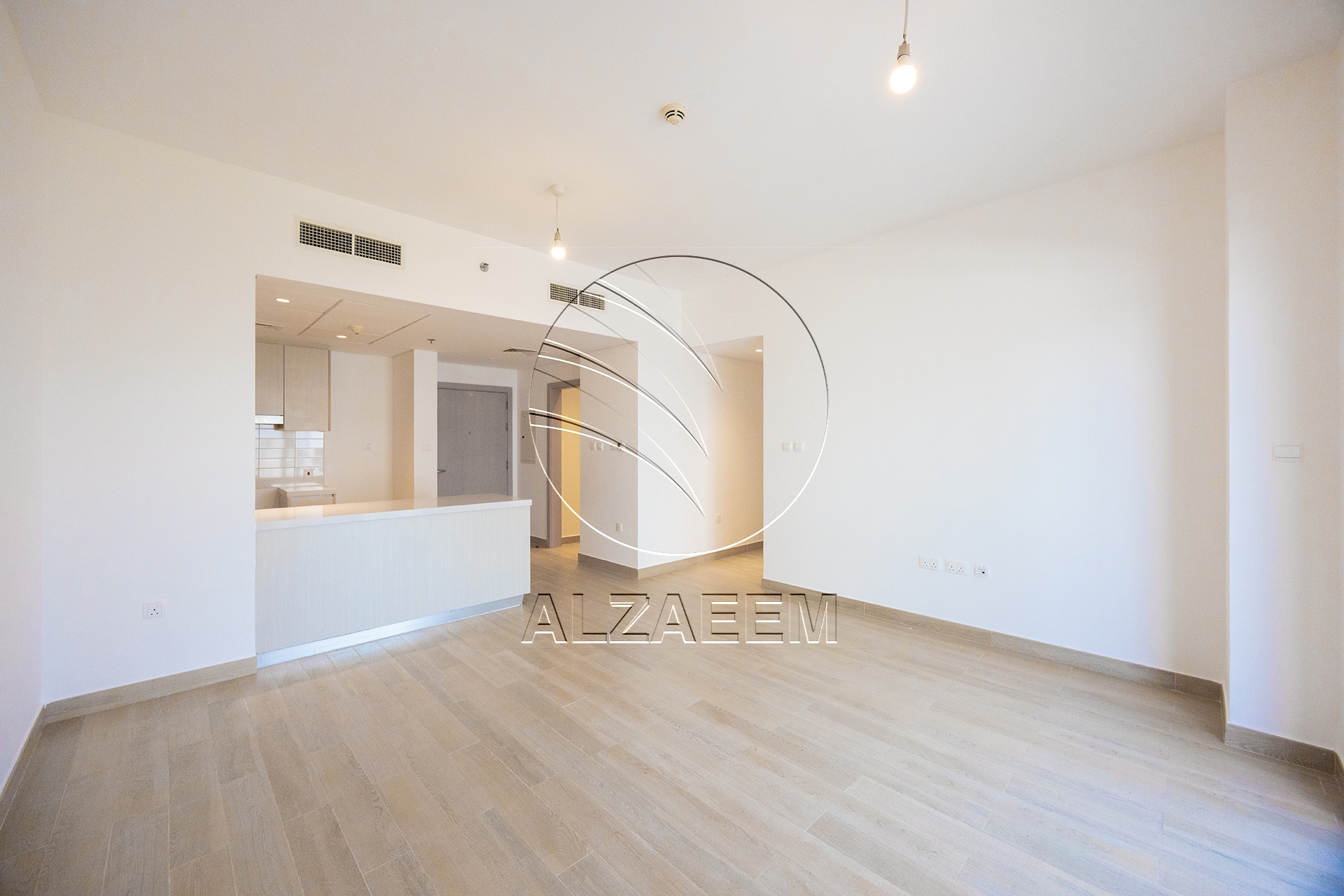 √ VACANT | Partial Canal View | Flexi Payments √