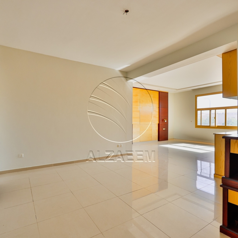 Vacant | Private Pool | For Investment or End Use