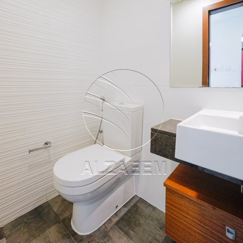 High Level | Panoramic Views | Up to 2 Payments