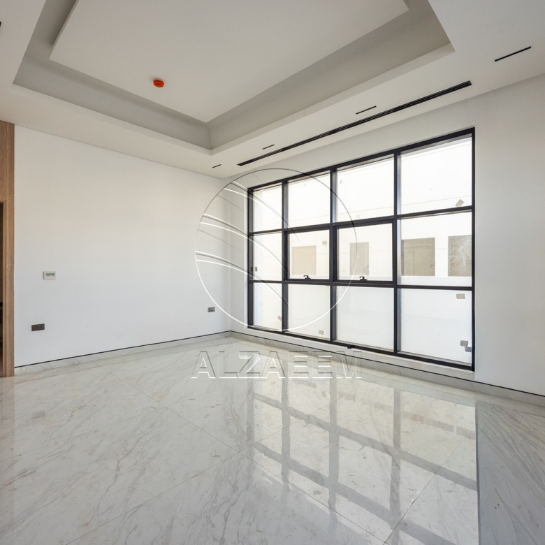 √Private Pool | High Ceiling | 654 SQM PLOT√