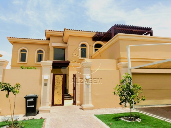 GARDENIA | 5BR MASTER+Driver Room+Maid Room+Pool