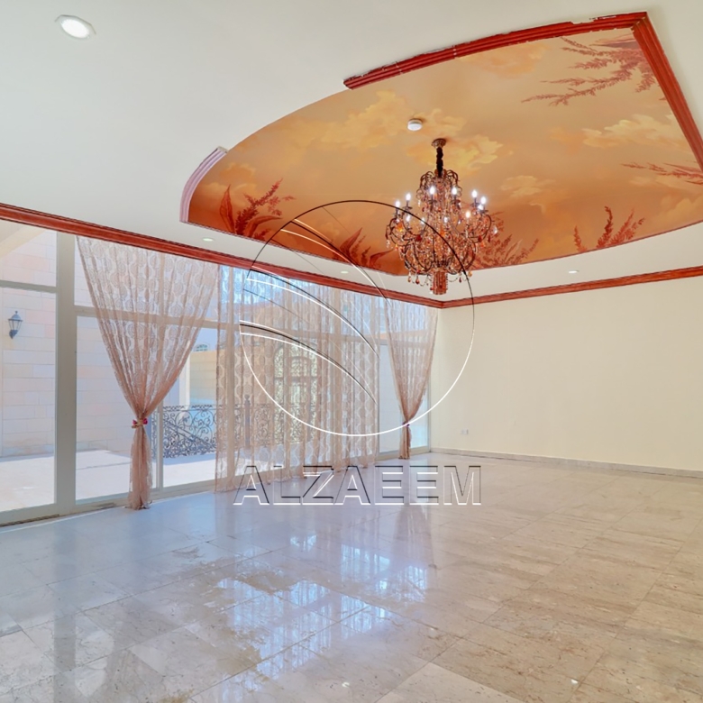 √Corner Villa | 7 Master | Majlis | 2 Kitchen√