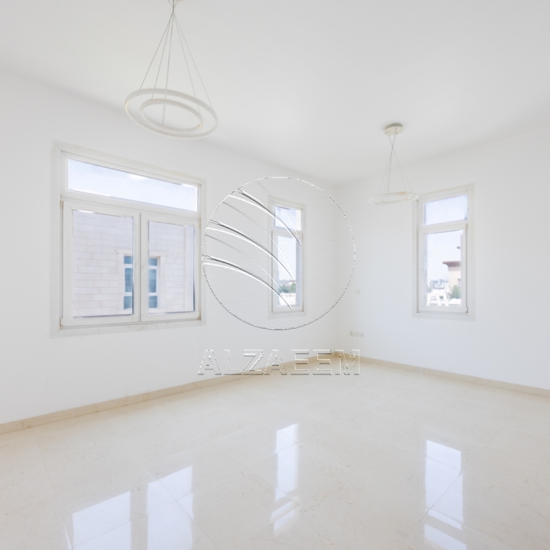 √9BR Multiple Approved Uses | Residential Allowed√