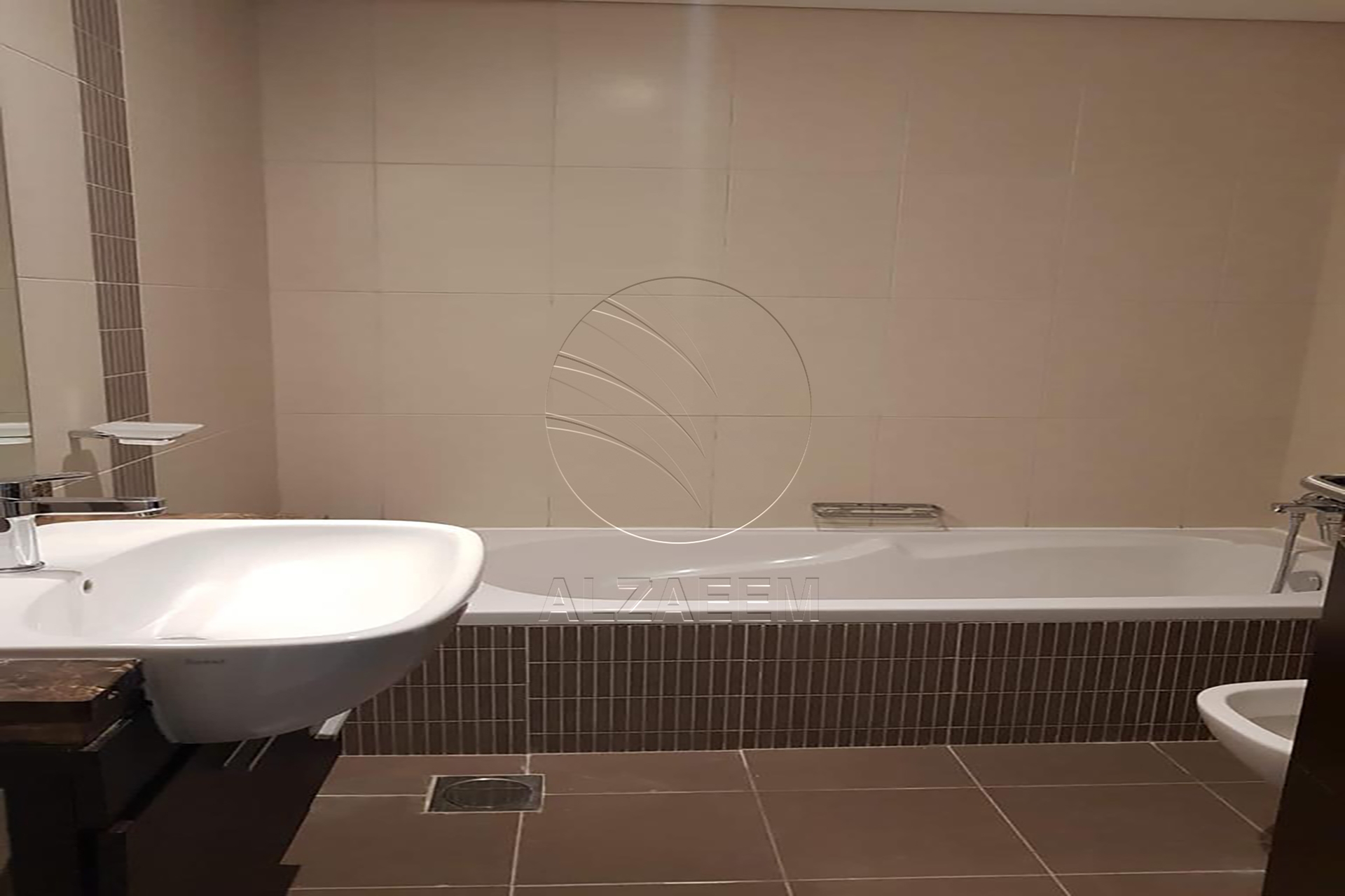 √ FURNISHED | Sea and Full Canal Views | Vacant √