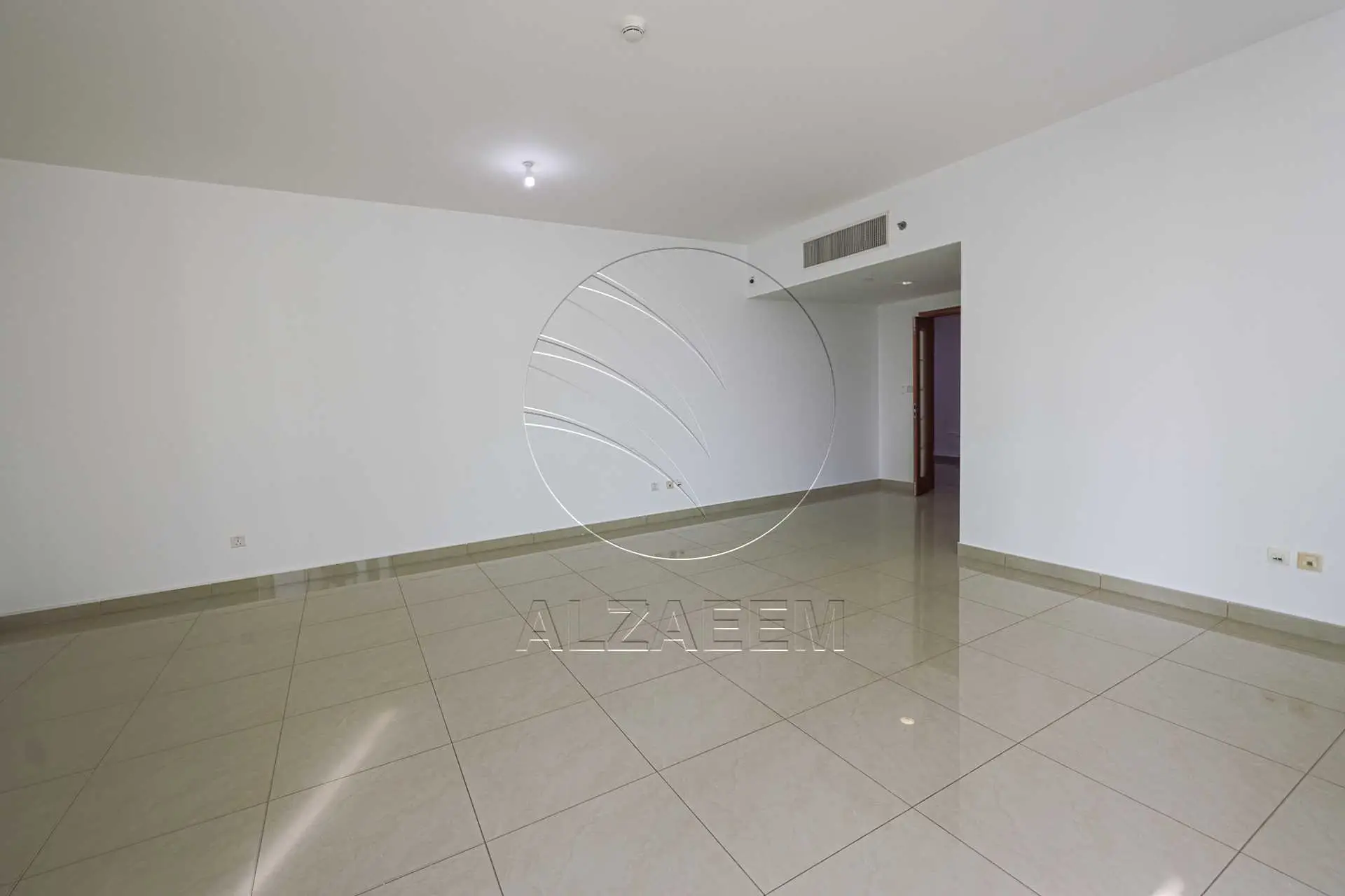 √Stunning Sea Views | Prime Location |VACANT! √