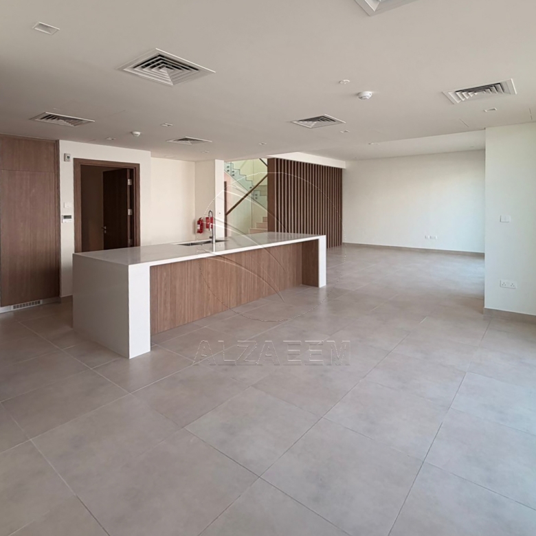 √ Near Community | Type 3Y | Move-in Ready √