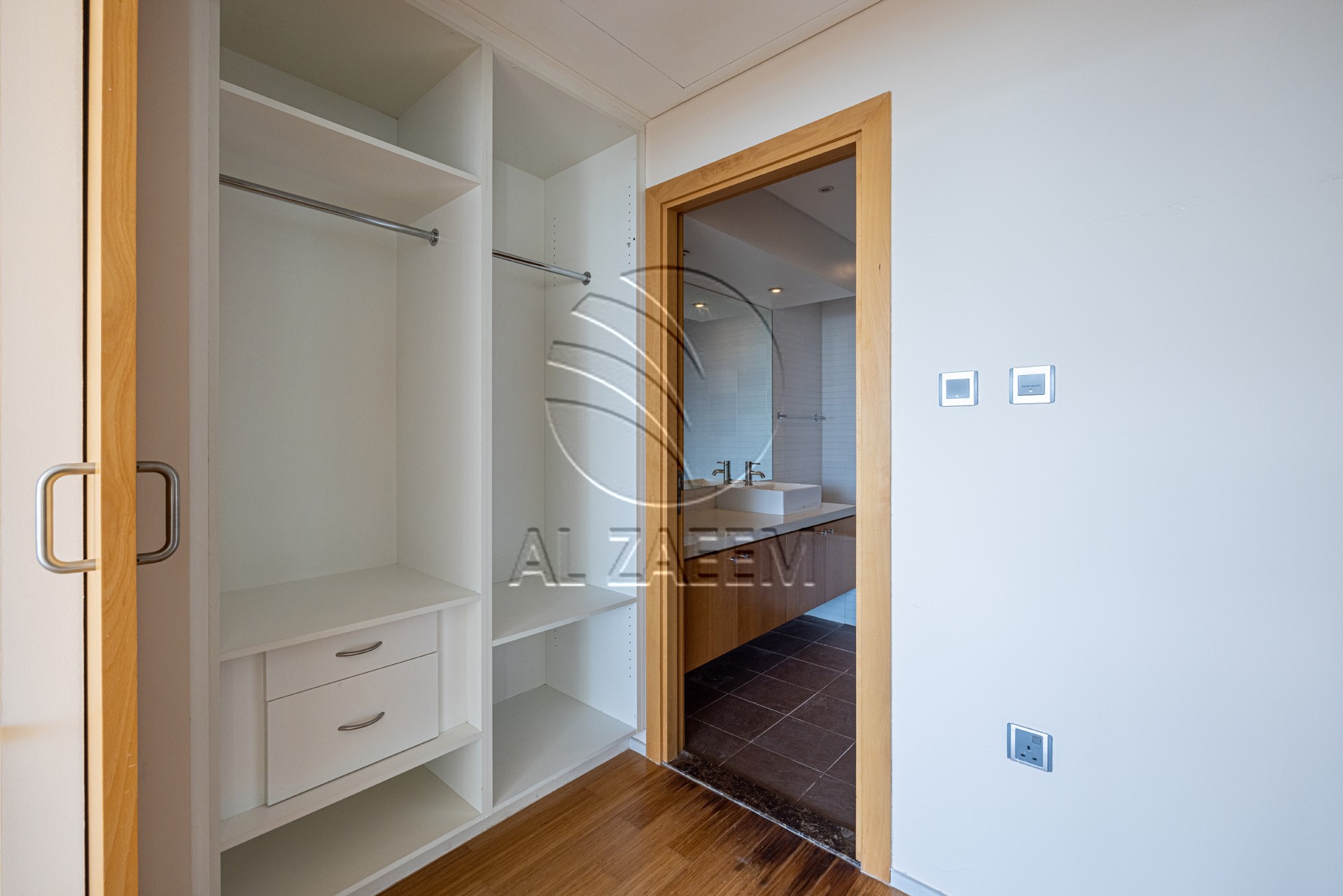 UPCOMING | Pool +Partial Canal View | 4 Payments