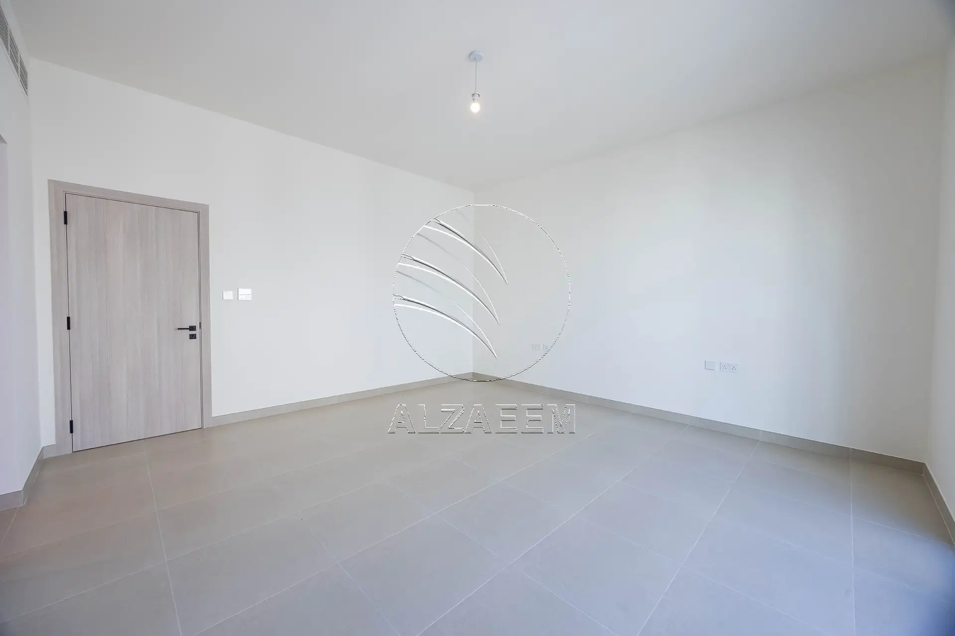 √ HOT! LANDSCAPED ! Prime Location | BIG PLOT √