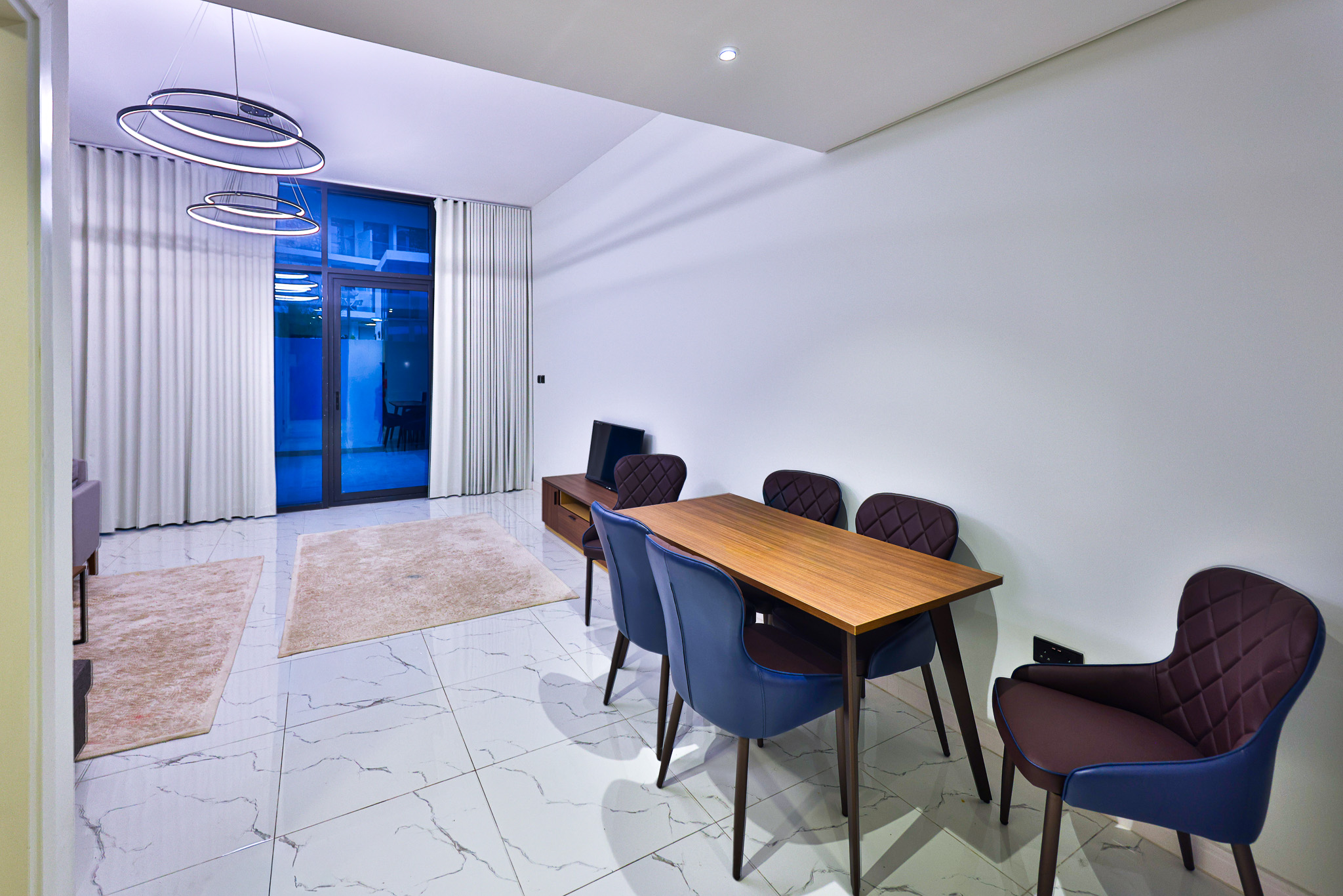 Furnished | 3BR TH | Big Layout | Vacant