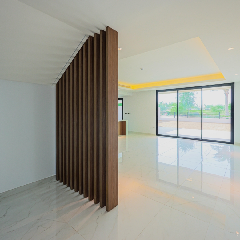 √Biggest Plot in the Project! Full Golf Course View√