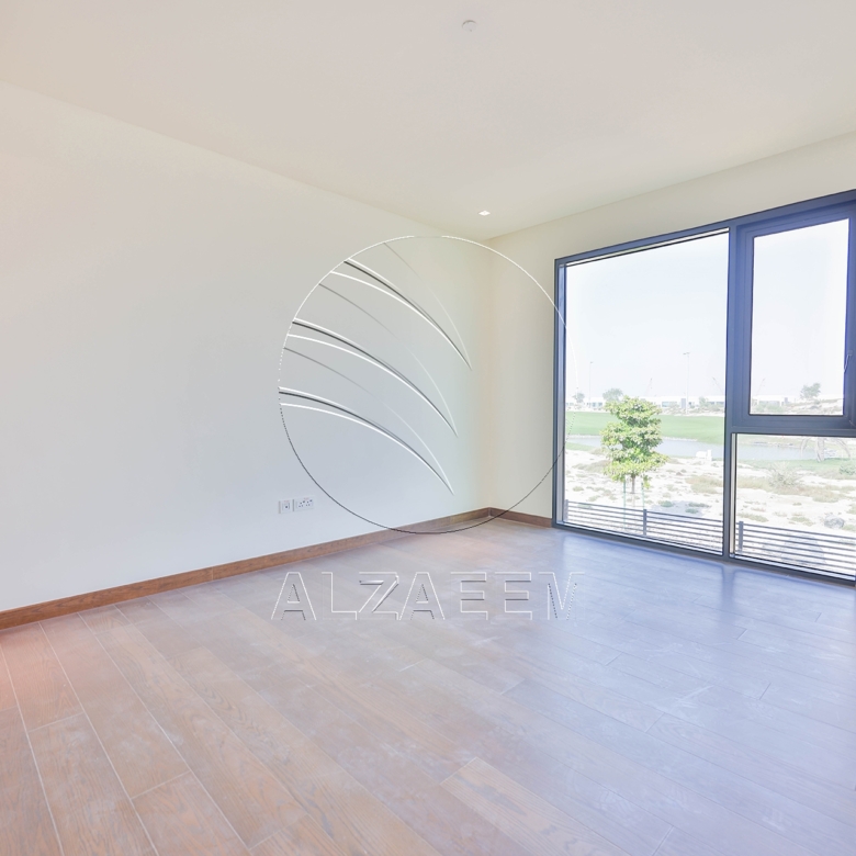 √ Single Row Villa | Golf Course View | VACANT √
