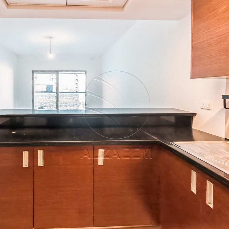 √ Rare Availability | Pool & Sea View | VACANT √