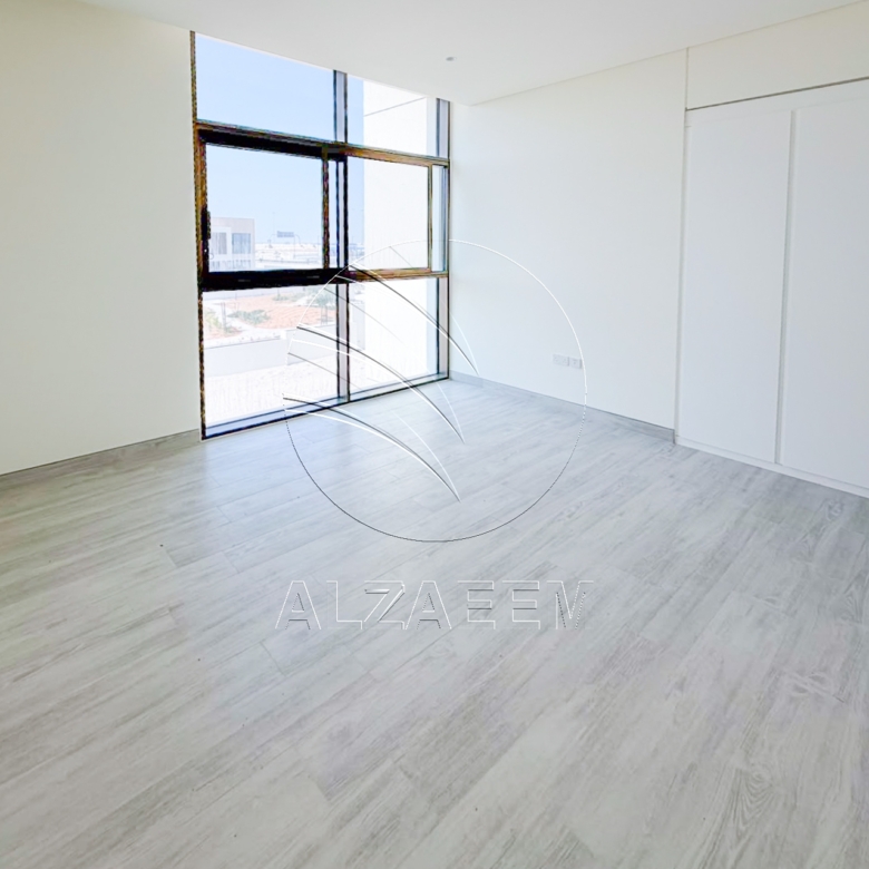 √ V4 SELECT| Single Row Villa – Big Plot√
