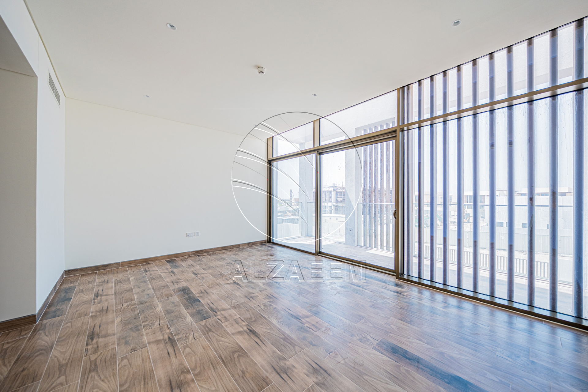 √Corner | Single Row | Big Plot Size | 5BR SELECT√