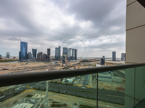 Hot Deal! VACANT| Mid Level | City Views