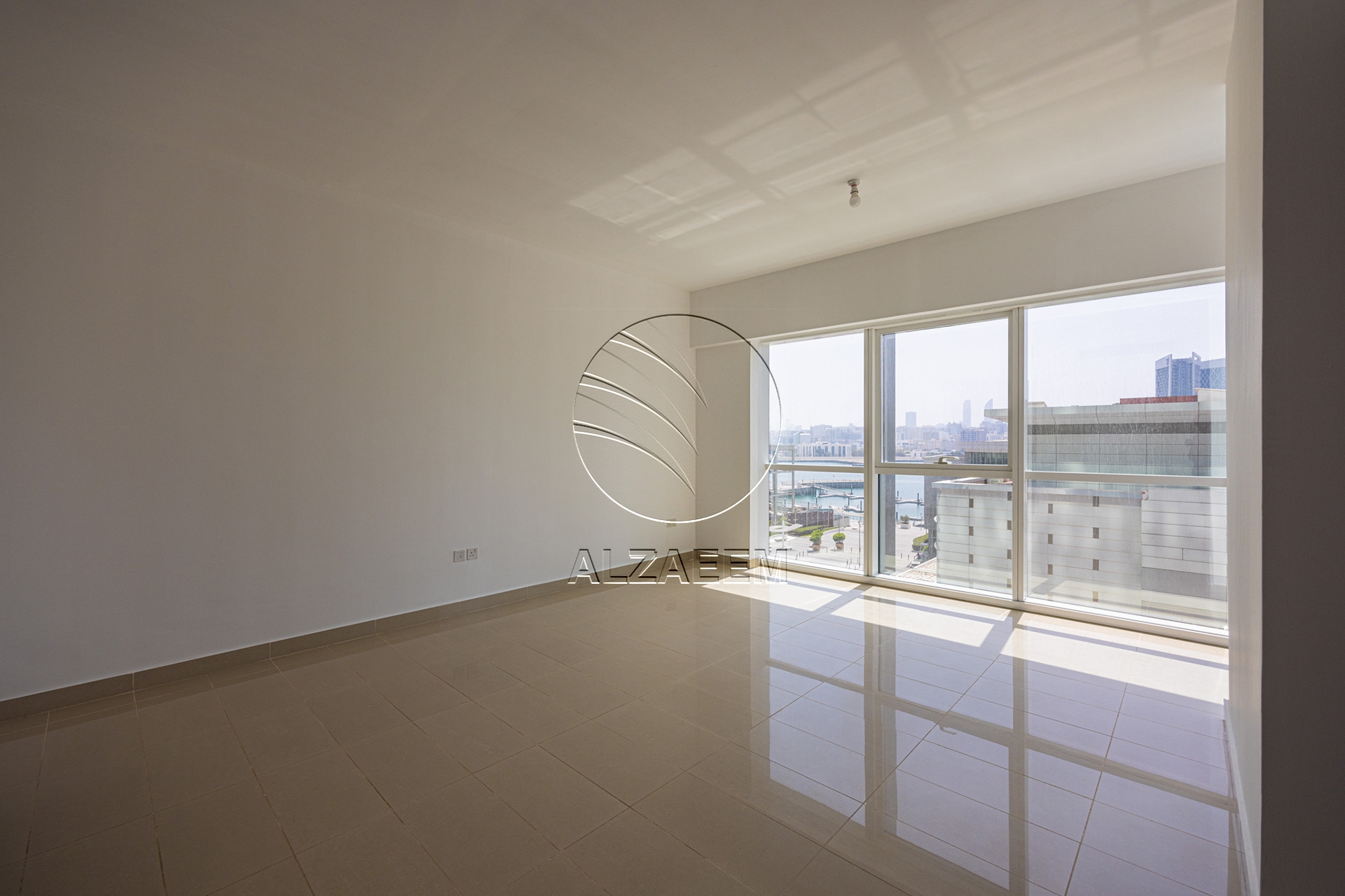 VACANT and Spacious Unit with Marina Views