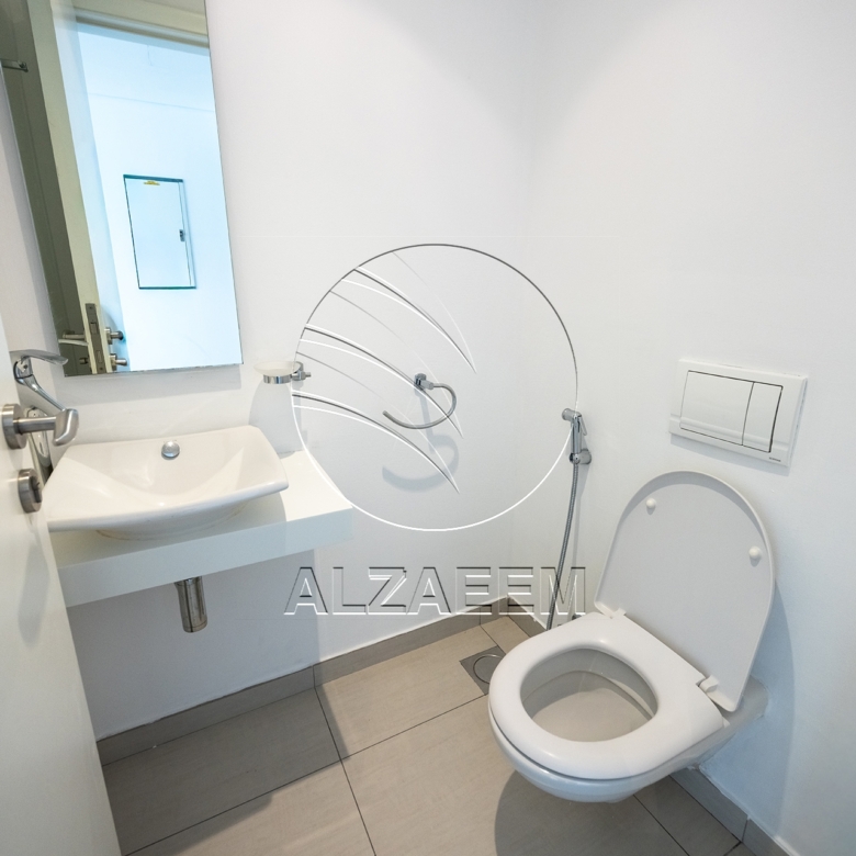 √Hot Deal! VACANT| Higher Floor | Sea View√